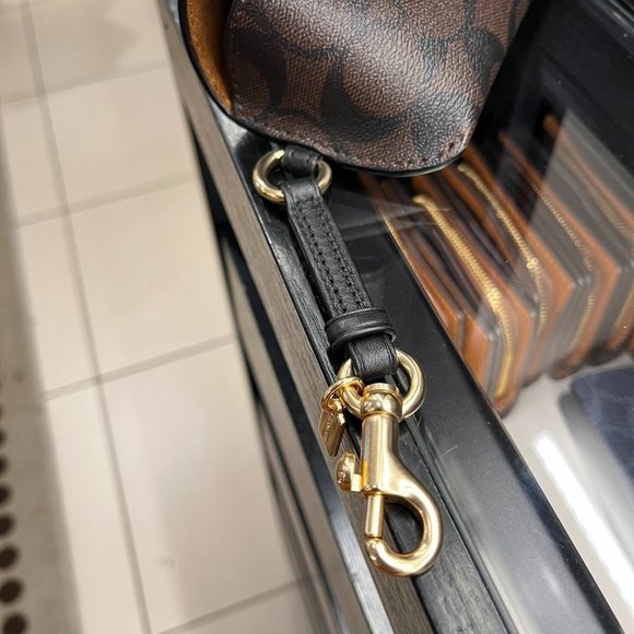 COACH 73639 SUNGLASS CASE IN SIGNATURE CANVAS/LEATHER - Picture 3 of 7